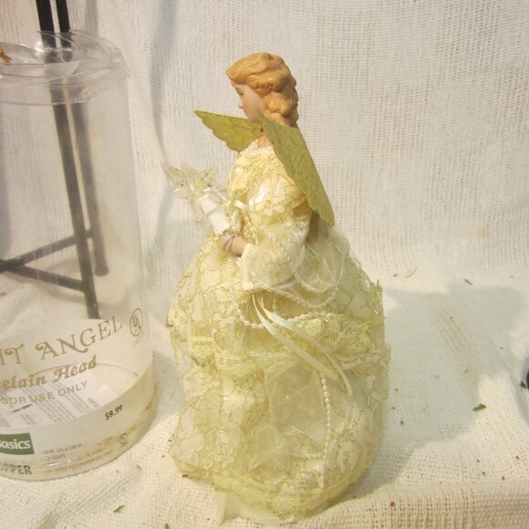 ANGEL TREE TOPPER LIGHTED,10'' TALL CREAM LACE GOLD WINGS - Picture 4 of 9